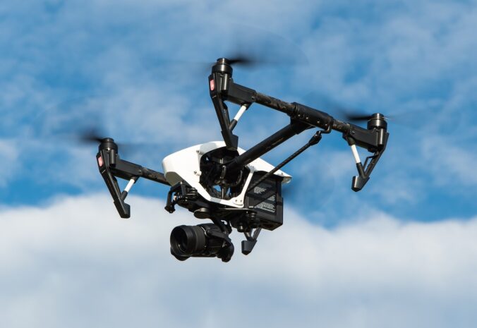 Rechtssicher Drohne fliegen: So geht's - Schritt für Schritt Ratgeber!